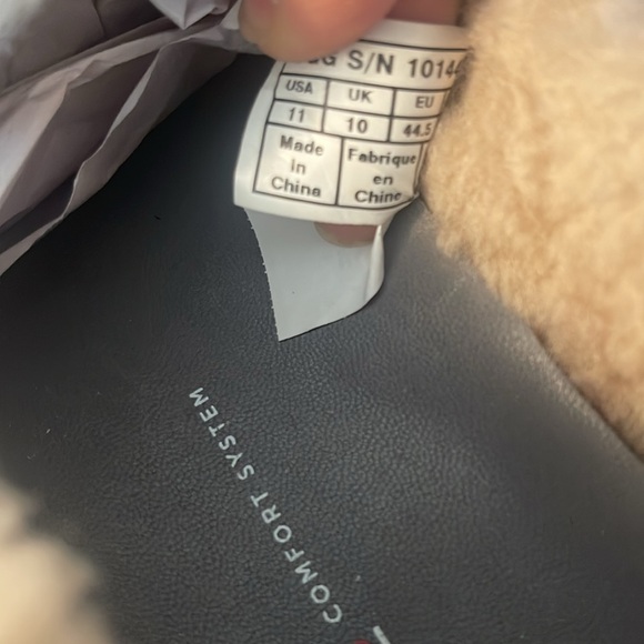 UGG Mens Fascot Slip On Leather Suede Sheepskin Loafer Size 11 US Brown - Picture 9 of 11